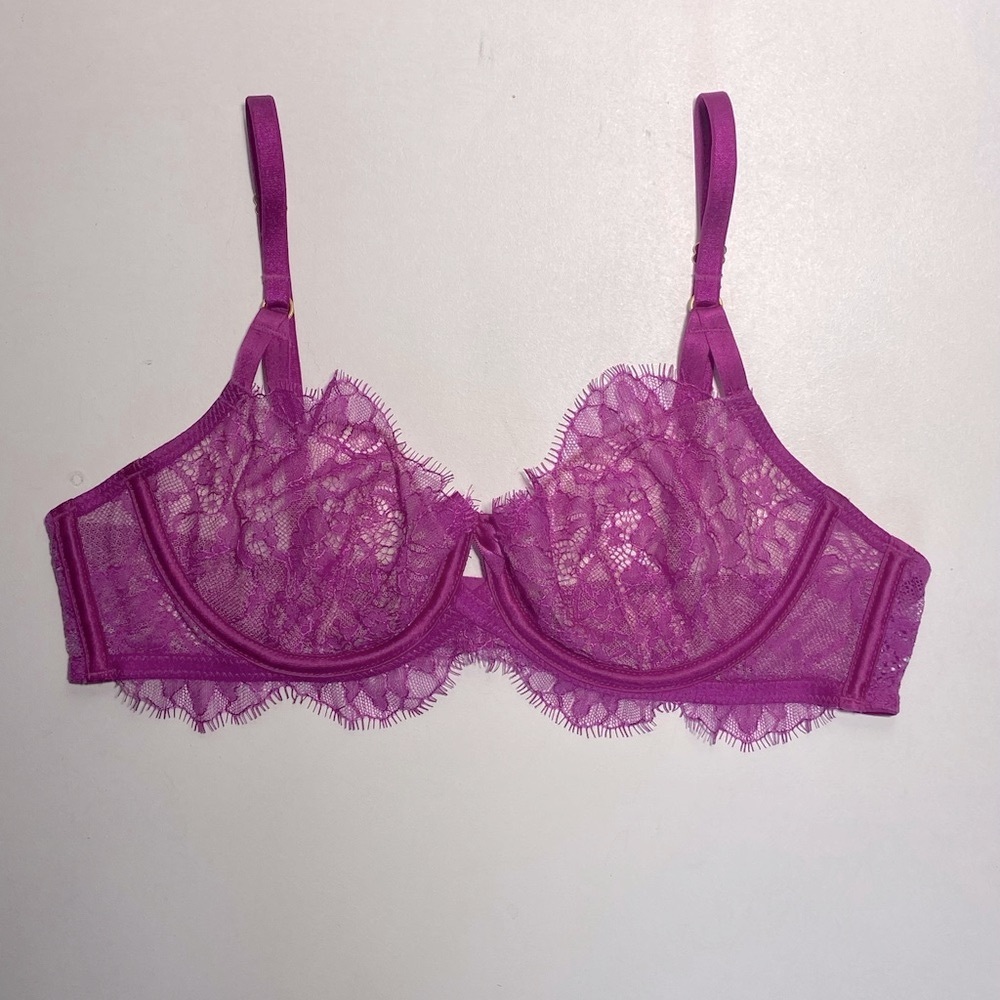 Like New Victoria’s Secret Very Sexy Floral Lace Fuchsia Raspberry Pink Bra 34B - Picture 2 of 13